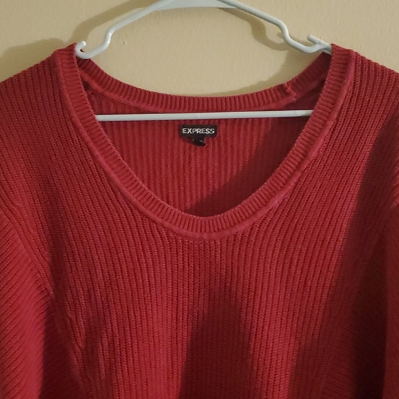 Express brand wide body burgandy sweater - Picture 4 of 4